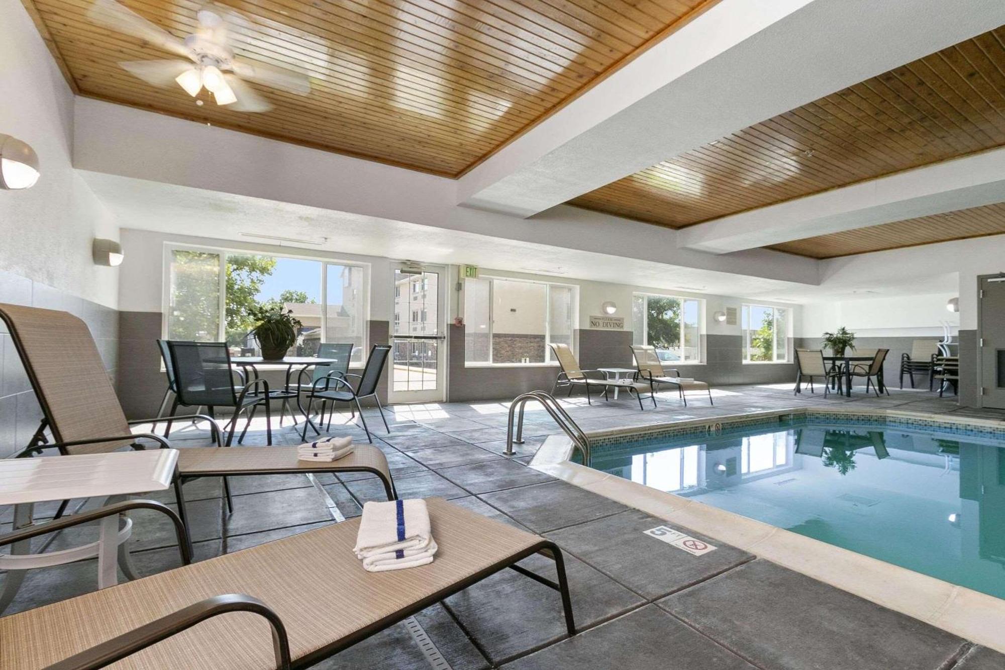Country Inn & Suites By Radisson, Greeley, Co Екстериор снимка